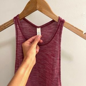 Women’s Lululemon tank